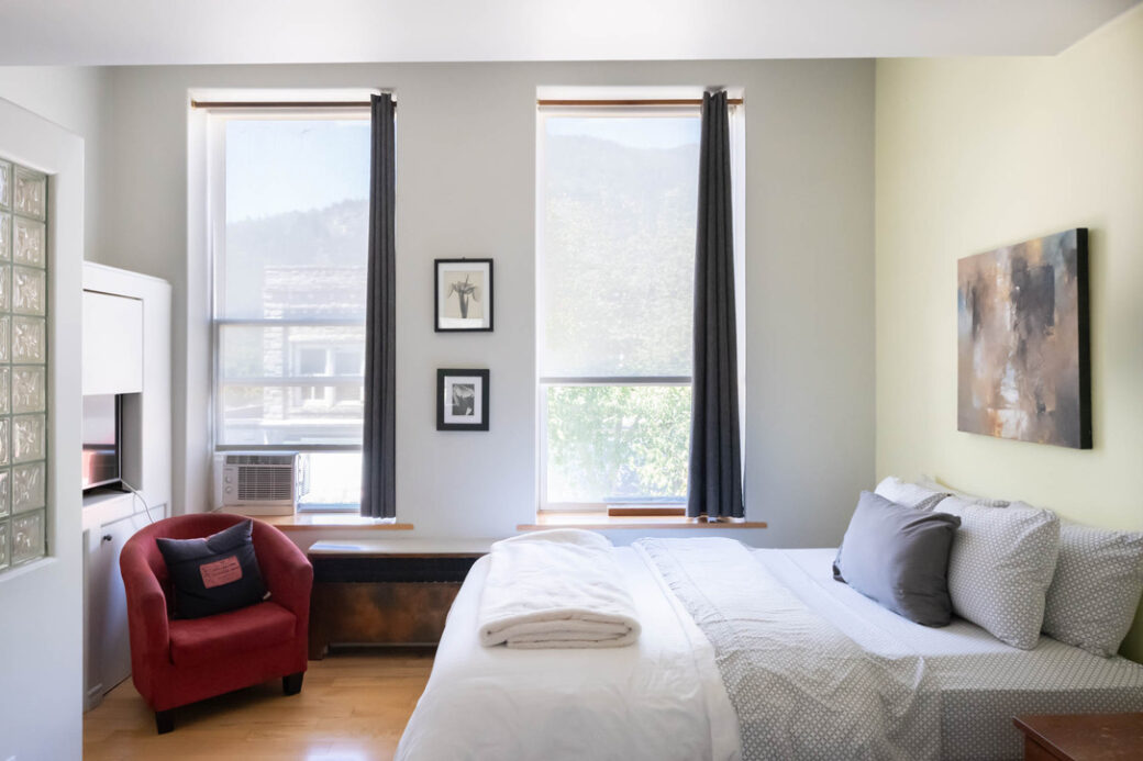 4 bedroom 1